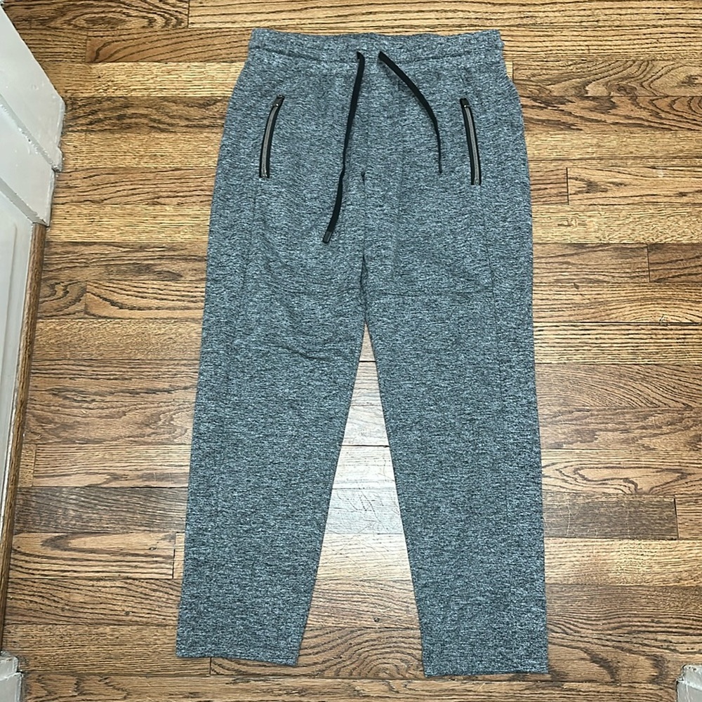 Women’s Athleta Hilltop Joggers - Medium